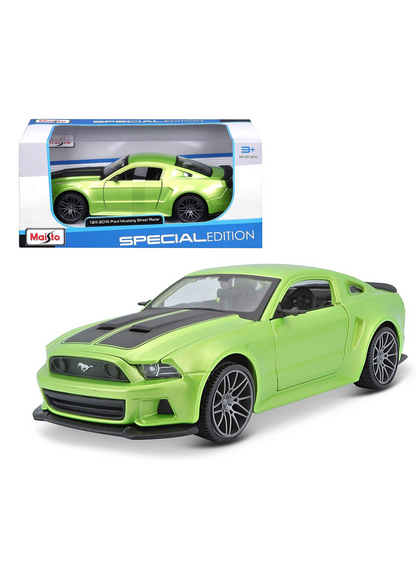 2014 Ford Mustang Street Racer Metallic Light Green 1:24 Model Car