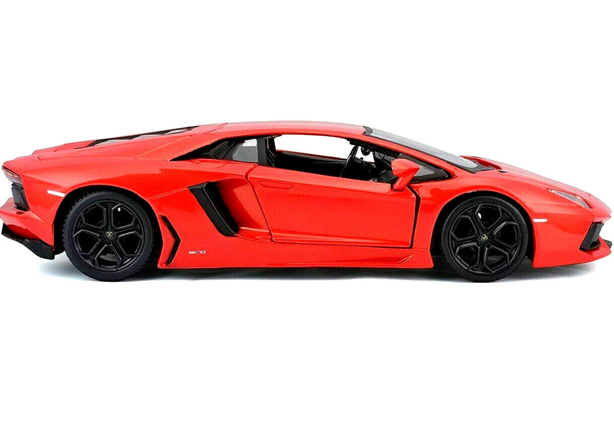 Lamborghini Aventador LP700-4 Orange 1:24 Diecast Model Car By Maisto