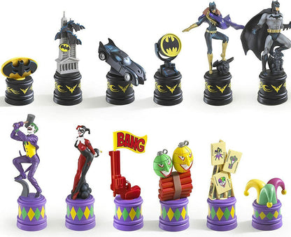 BATMAN Chess Set The Dark Knight vs The Joker By Noble Collection